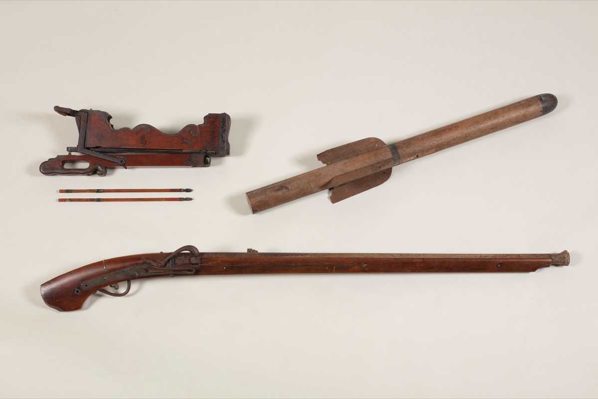 写真03：銃砲関係