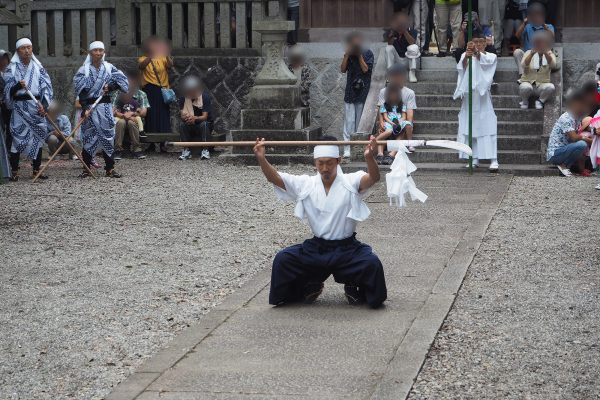 写真03：長刀振り