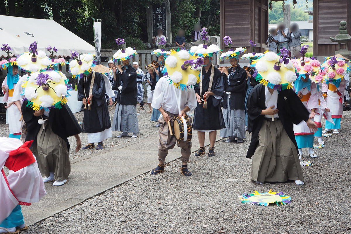 写真05：踊りの様子２