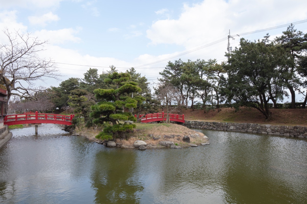 写真05：琴柱池（ことじいけ）