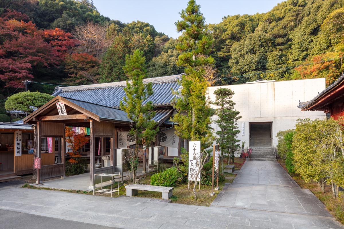 写真02：神恵院 境内