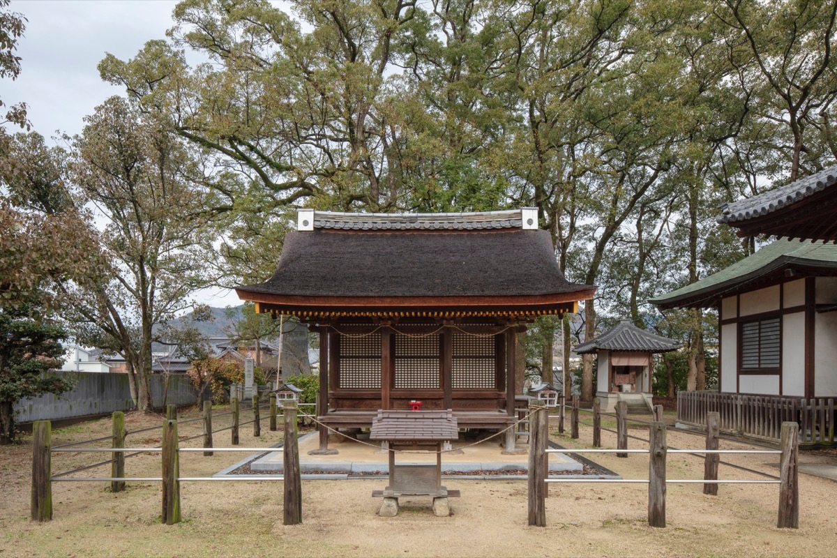 写真05：鎮守堂