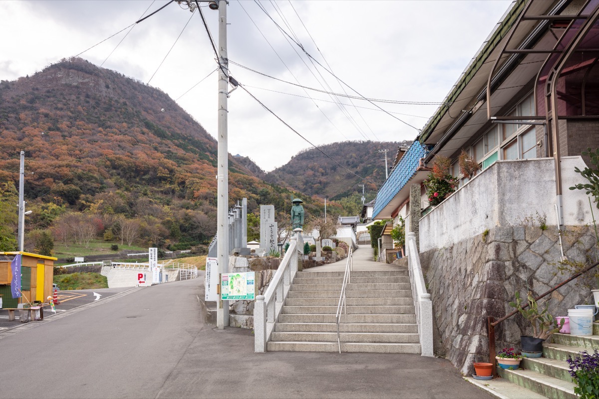 写真02：表参道