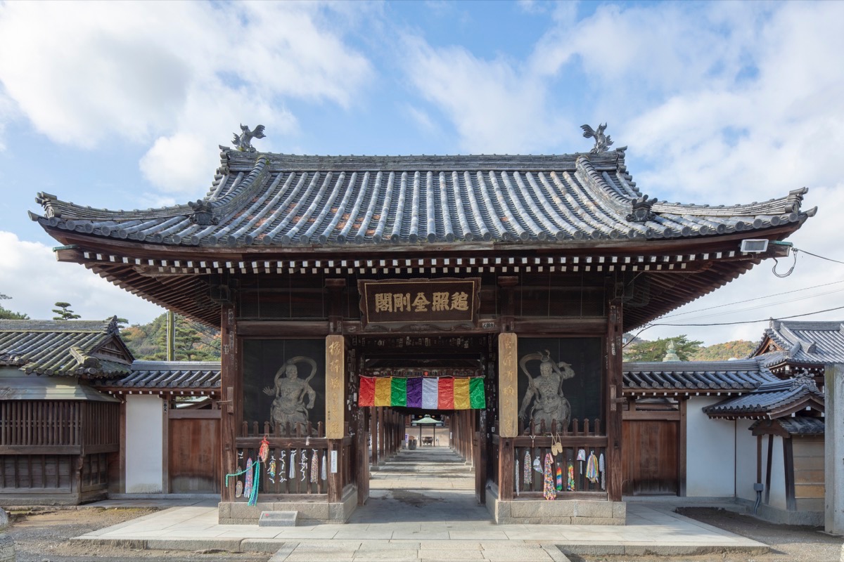 写真07：仁王門