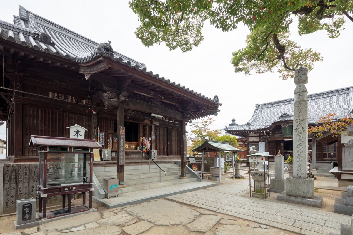写真08：本堂、大師堂