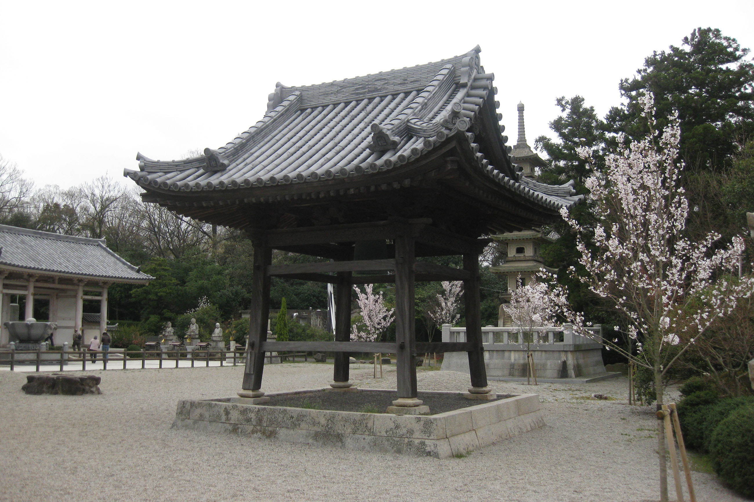 写真08：鐘楼